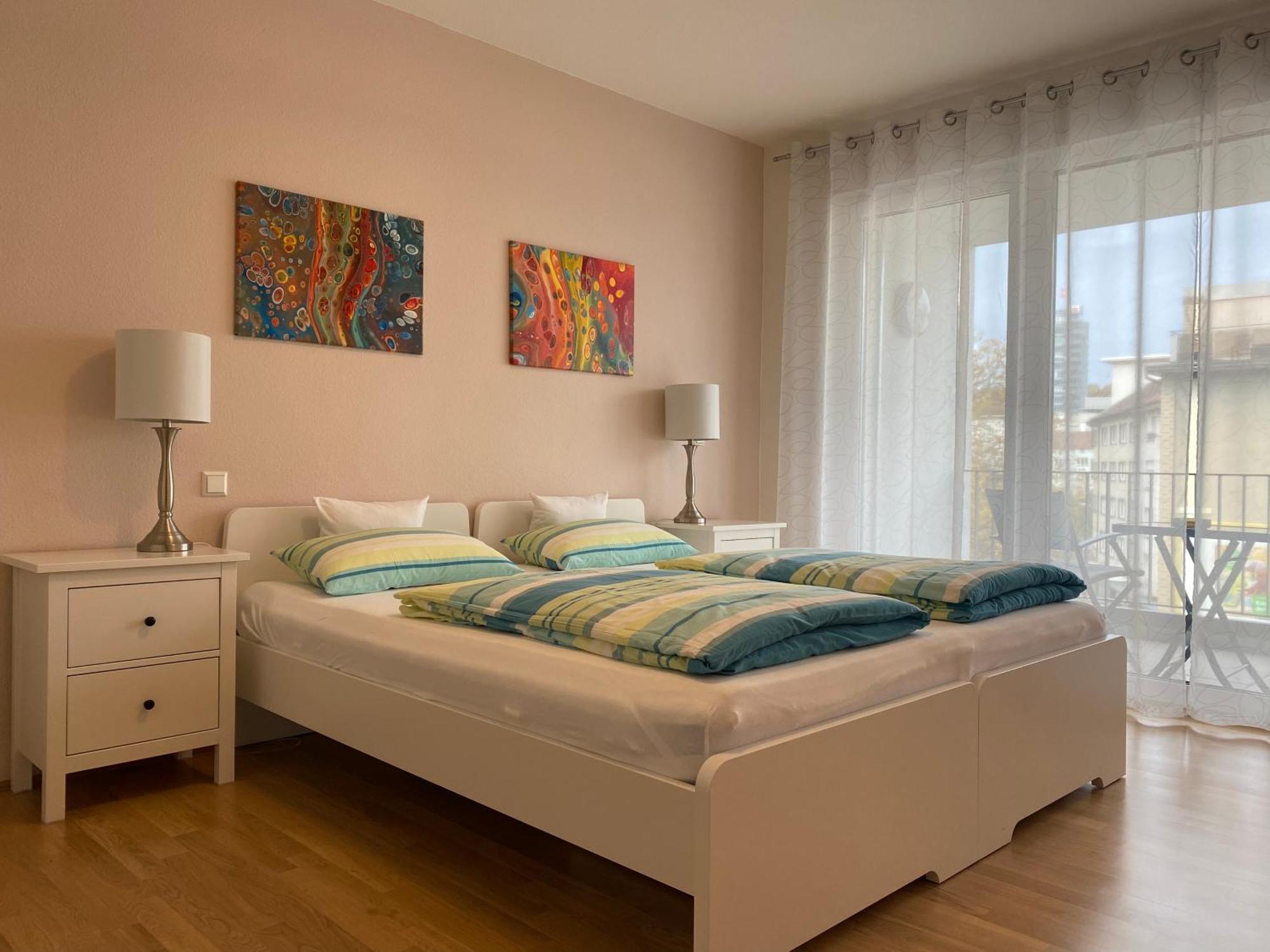 Schoenes 2 Zimmer Apartment Zentral Gelegen Pforzheim Dış mekan fotoğraf