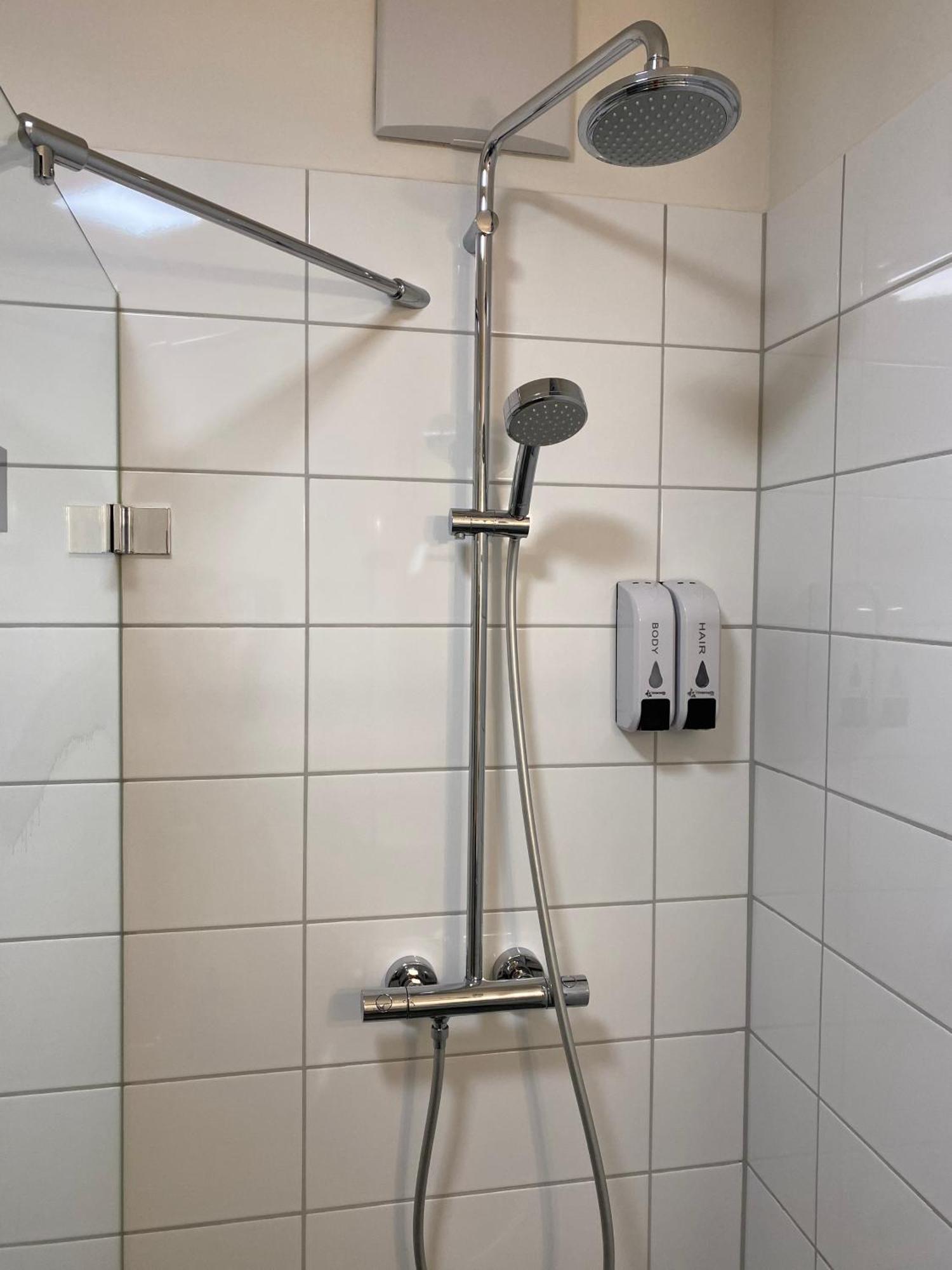 Schoenes 2 Zimmer Apartment Zentral Gelegen Pforzheim Dış mekan fotoğraf